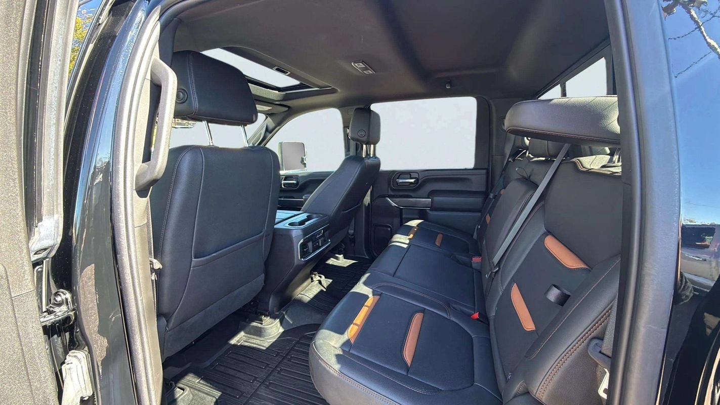 Used 2023 GMC Sierra 3500 AT4 w/ AT4 Preferred Package AWD/4WD image 18