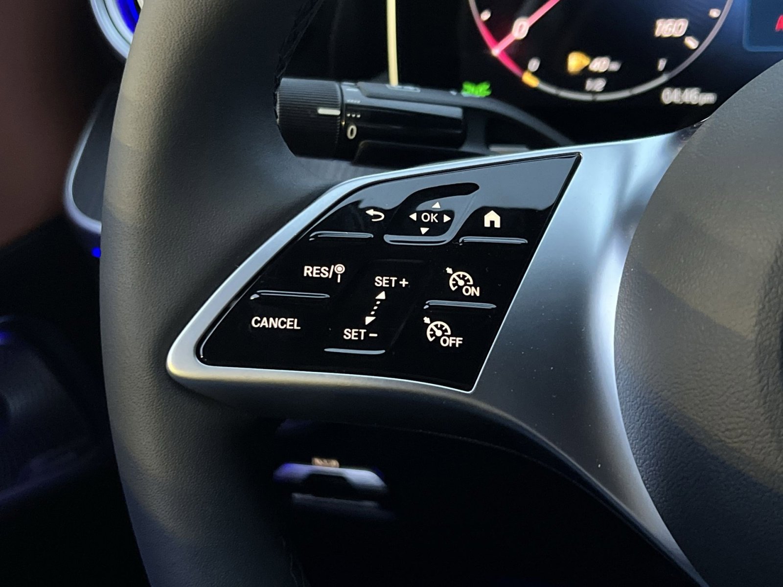 New 2026 Mercedes-Benz C 300 4MATIC Sedan image 30