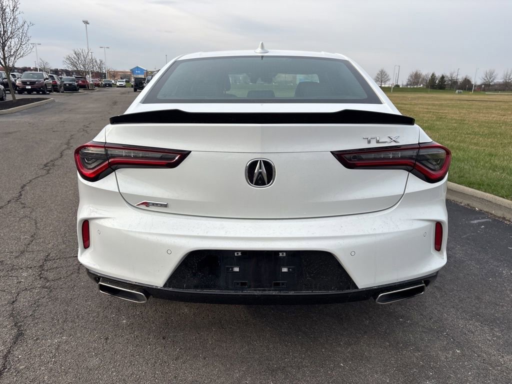Used 2022 Acura TLX A-Spec Package image 9