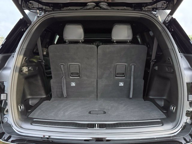 Used 2025 Jeep Grand Cherokee L Altitude RWD image 30