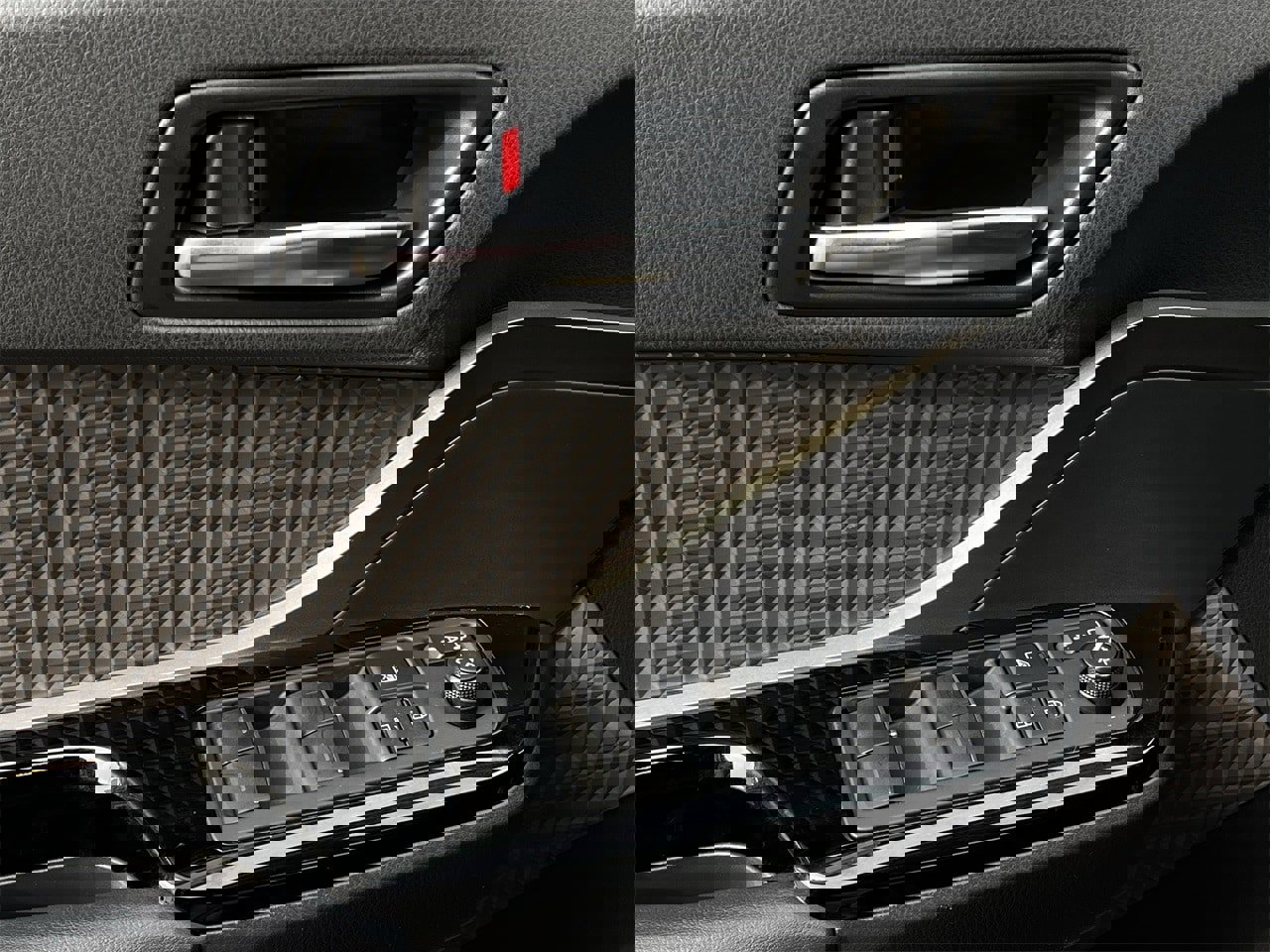 Used 2021 Toyota C-HR Limited image 21