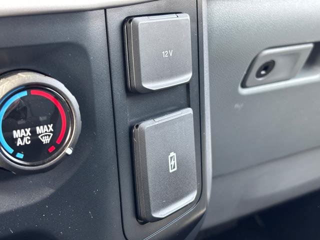 Used 2023 Ford F150 XLT AWD/4WD image 23
