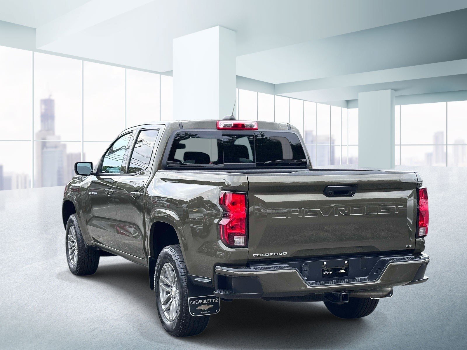 Used 2023 Chevrolet Colorado LT RWD image 3
