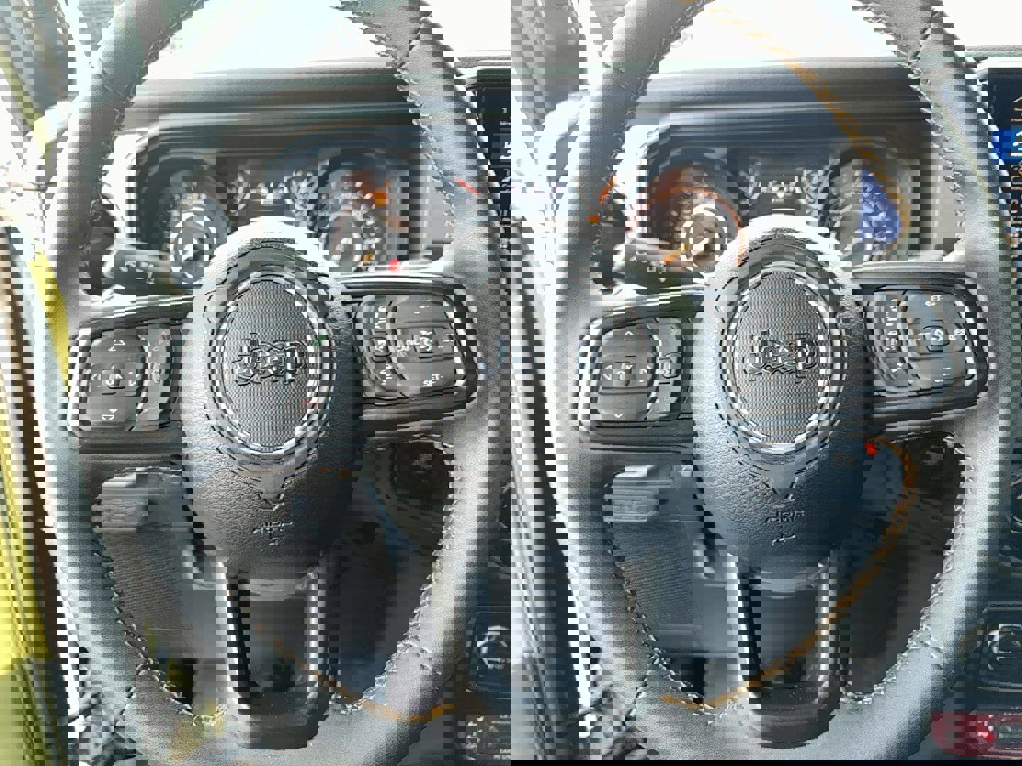 Certified 2024 Jeep Wrangler Willys image 15