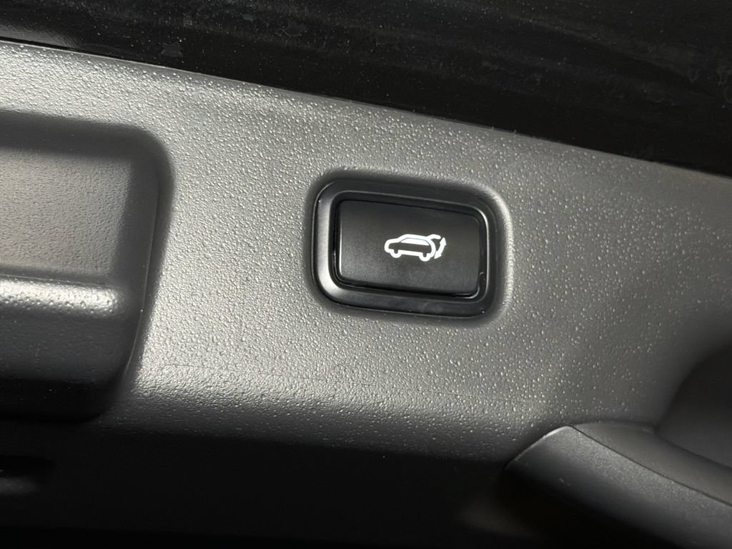 Certified 2023 Kia Niro Wind w/ Wind Preserve Package FWD image 7