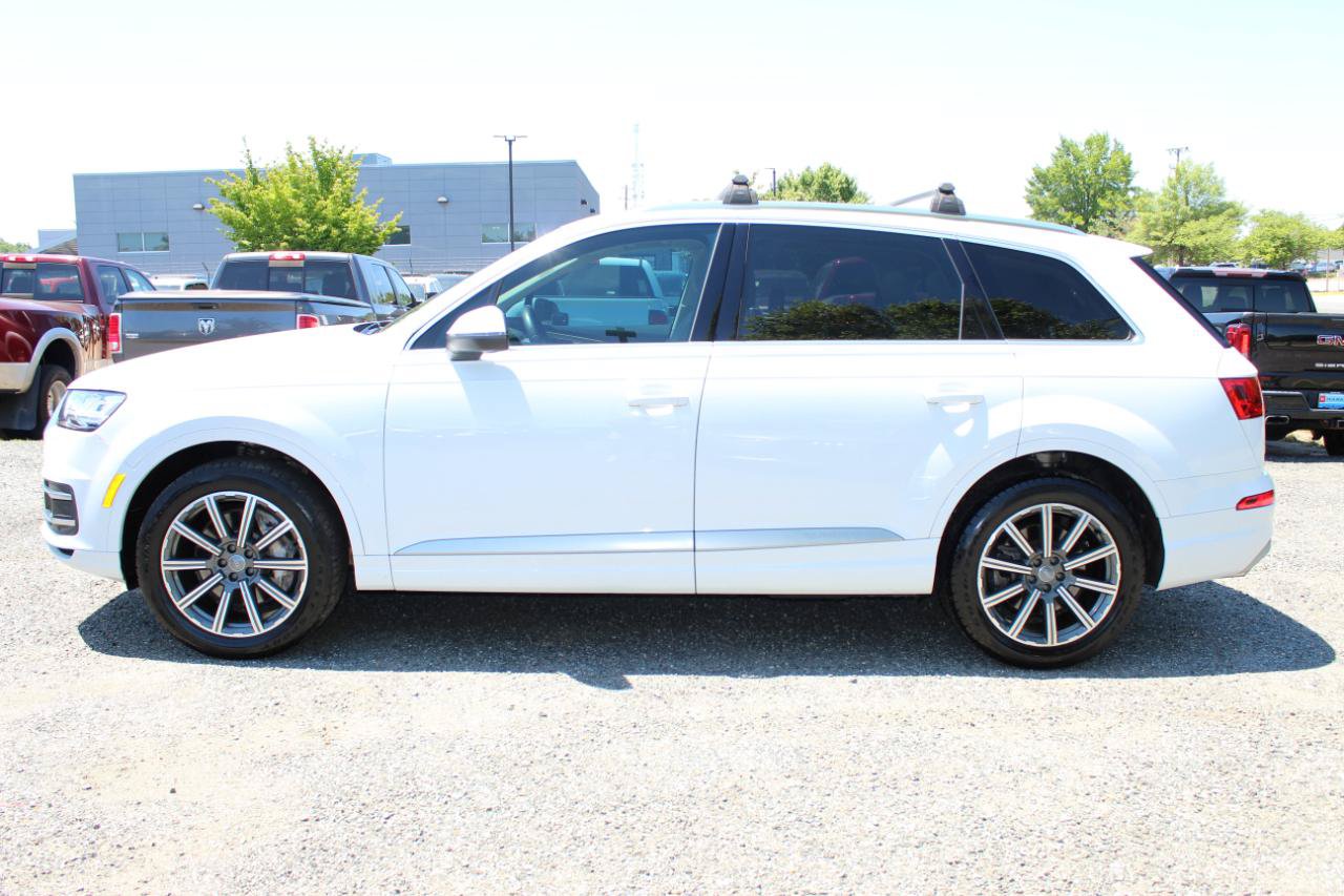 Used 2017 Audi Q7 3.0T Premium Plus AWD/4WD image 3