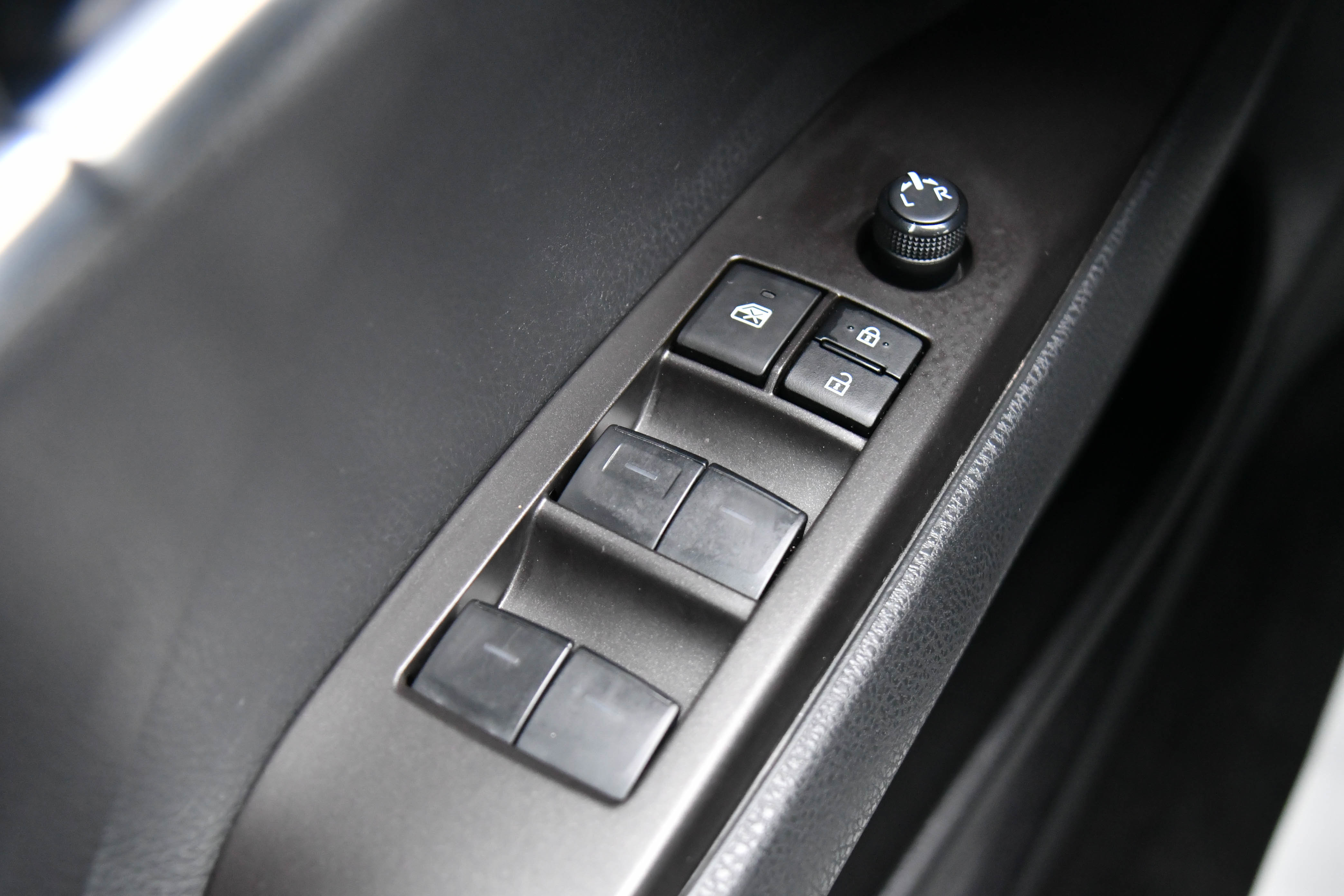 Used 2024 Toyota Camry LE image 31