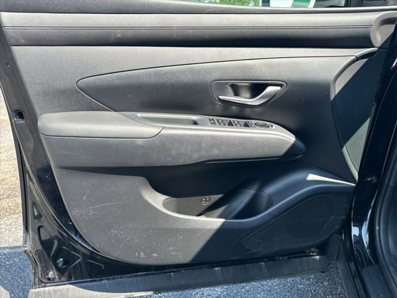 Used 2025 Hyundai Tucson SEL image 14