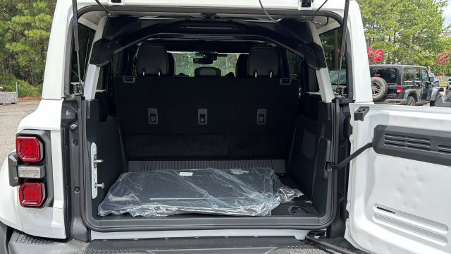 New 2026 Ford Bronco Raptor w/ Interior Carbon Fiber Pack AWD/4WD image 20