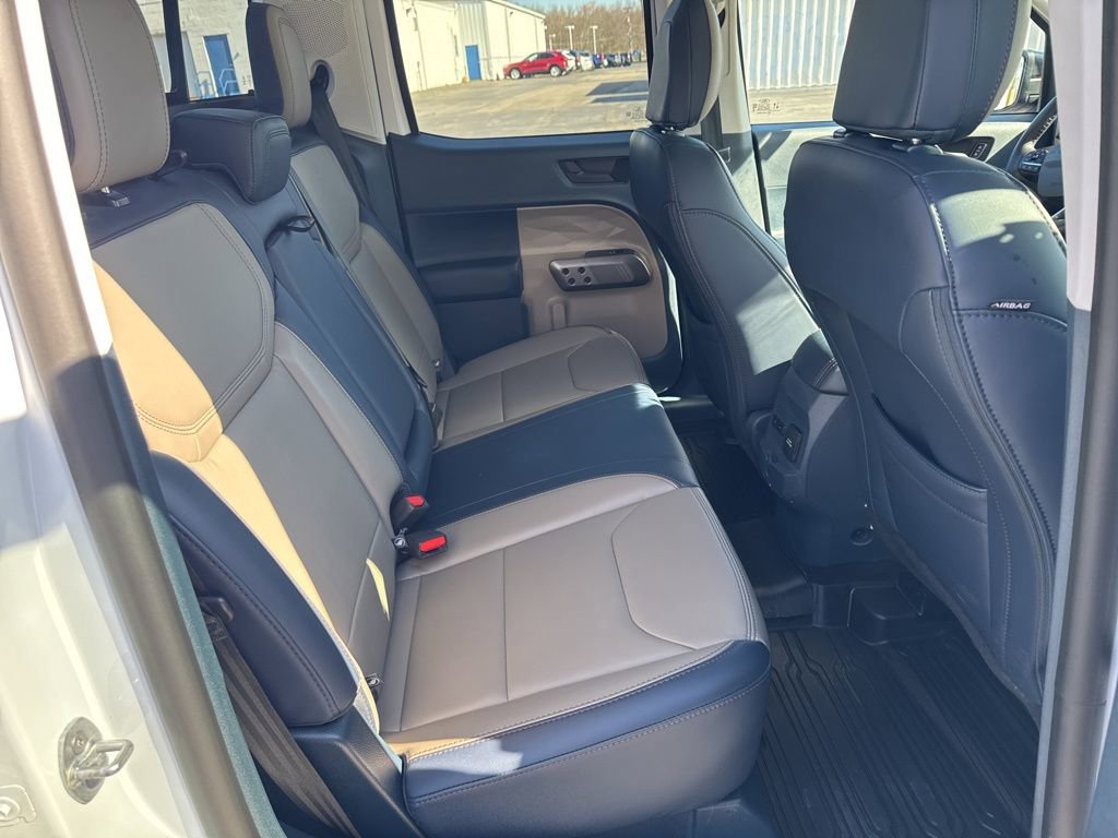 Used 2025 Ford Maverick Lariat AWD/4WD image 11