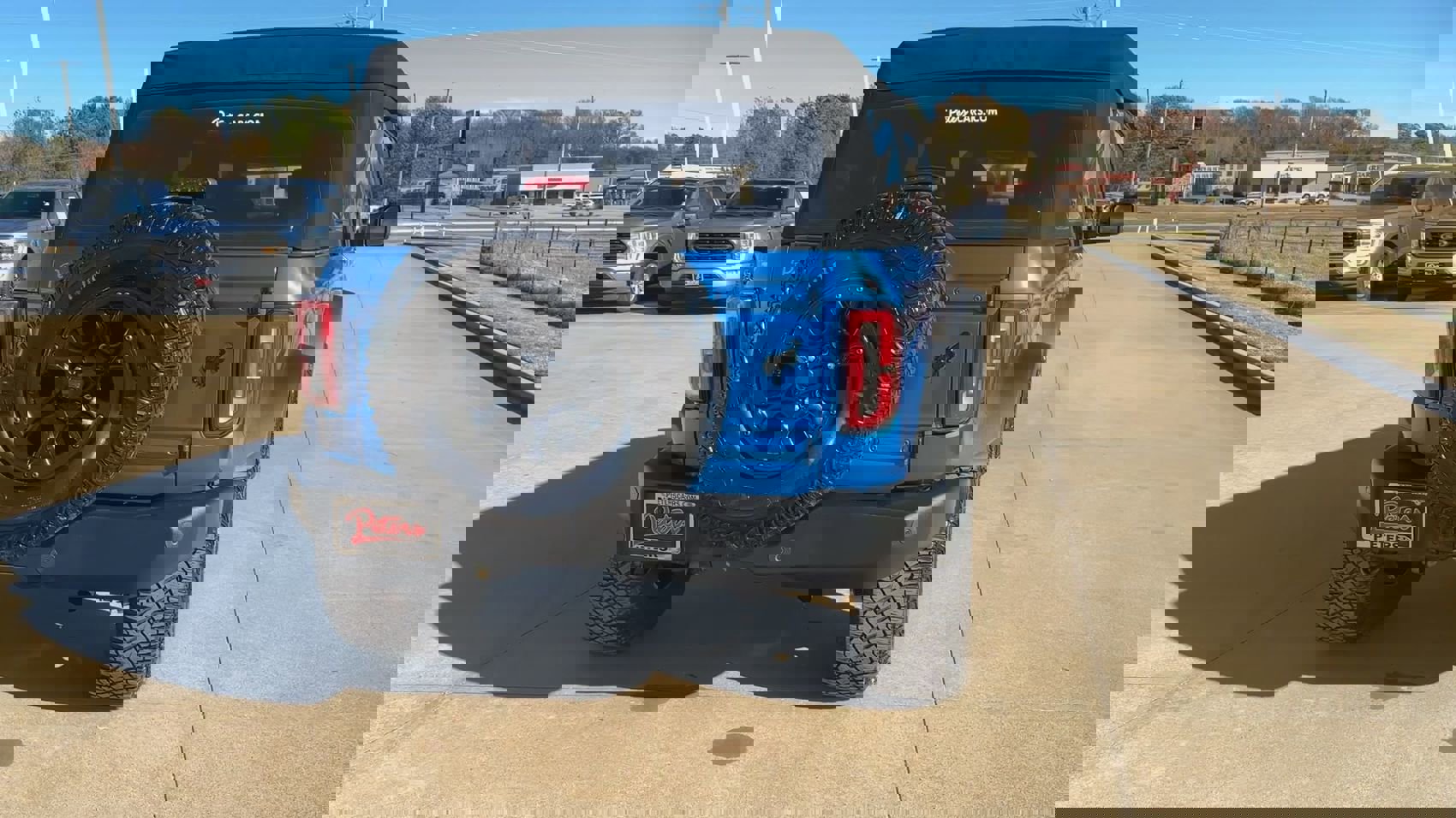 Used 2022 Ford Bronco Wildtrak image 8