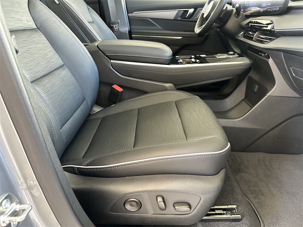 New 2025 Buick Enclave Sport Touring w/ Power Package image 44