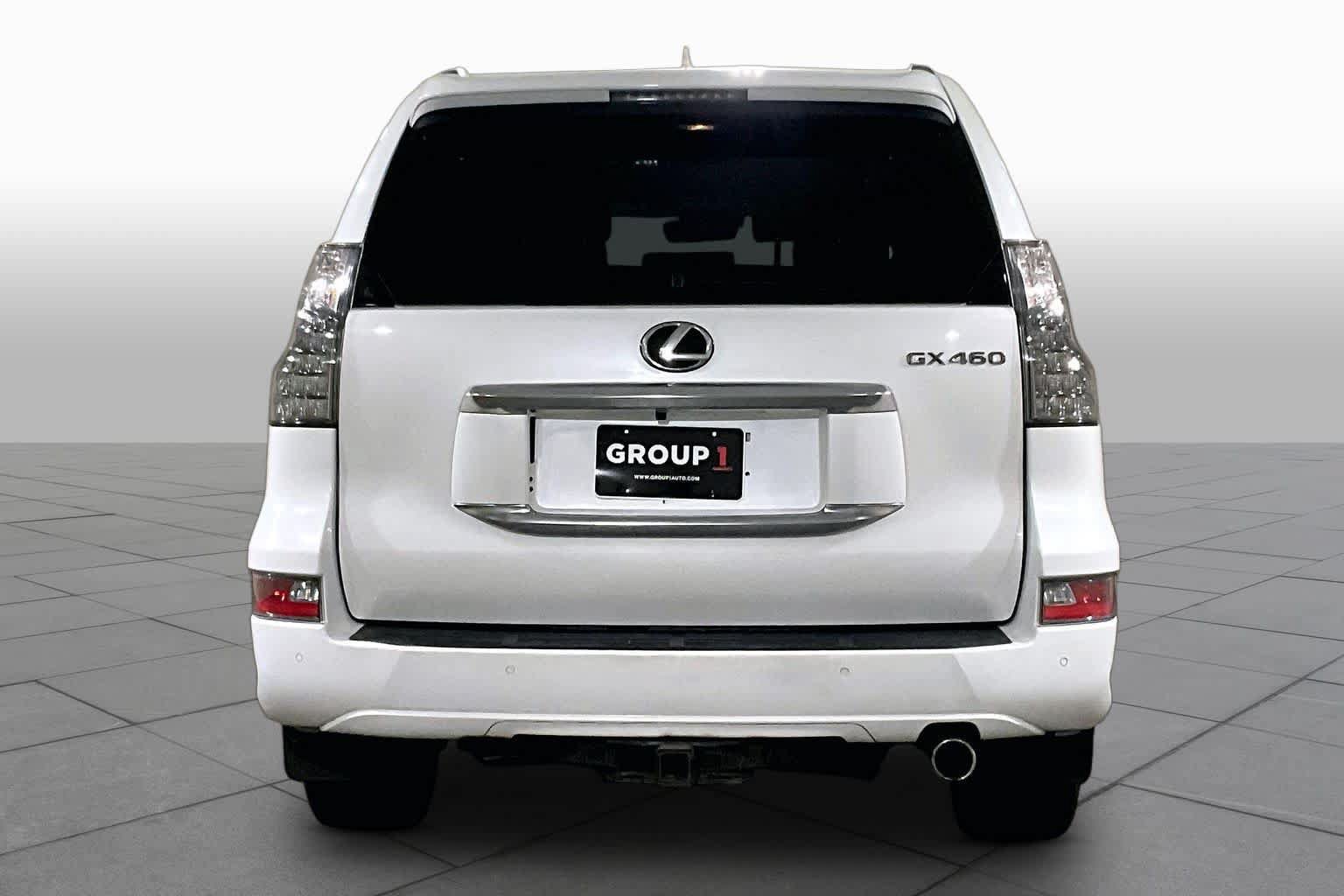 Used 2020 Lexus GX 460 Premium w/ Premium Package AWD/4WD image 4