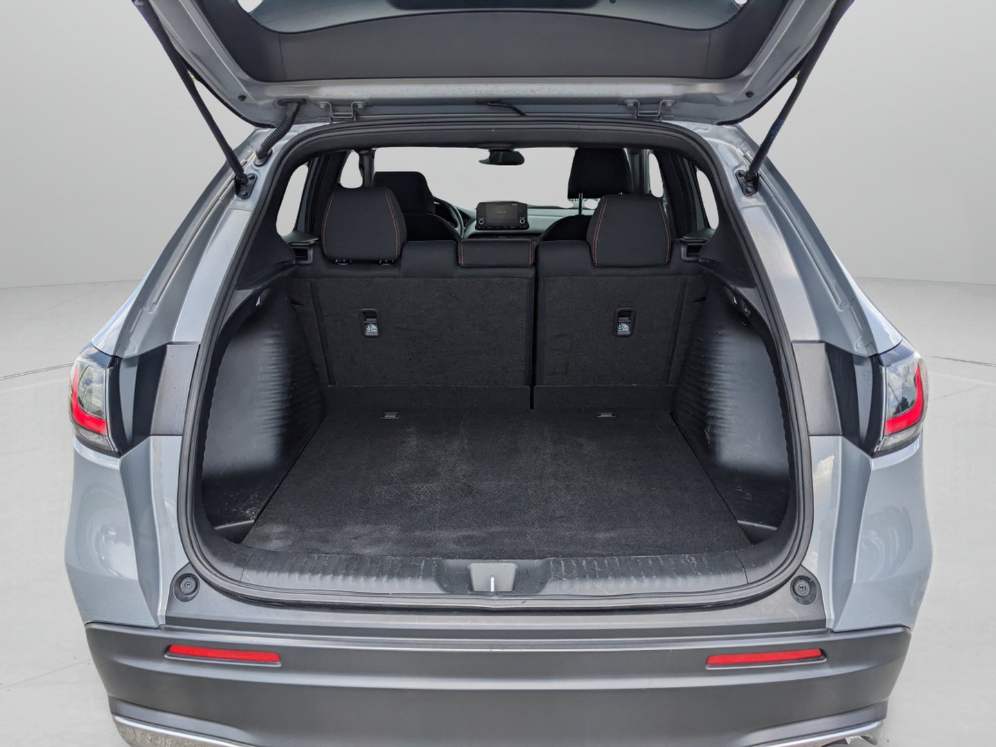 Used 2024 Honda HR-V Sport image 11