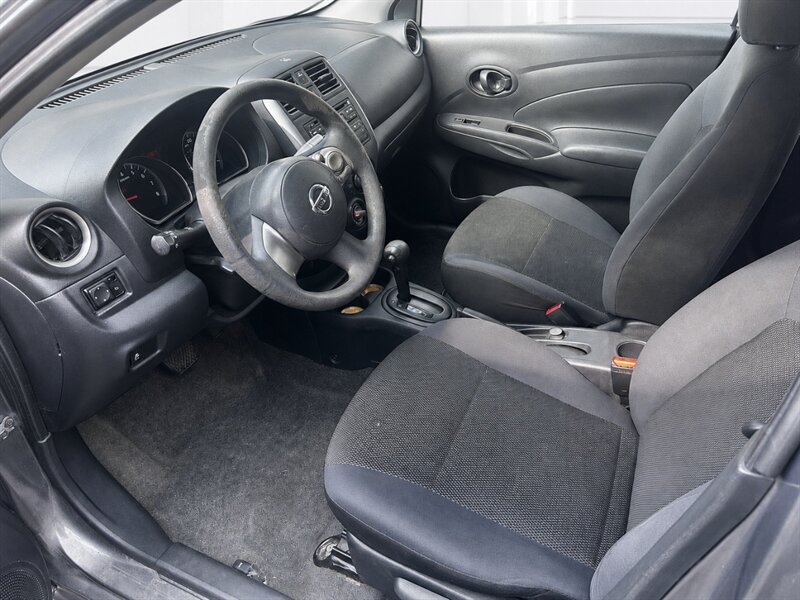 Used 2012 Nissan Versa SV FWD image 7