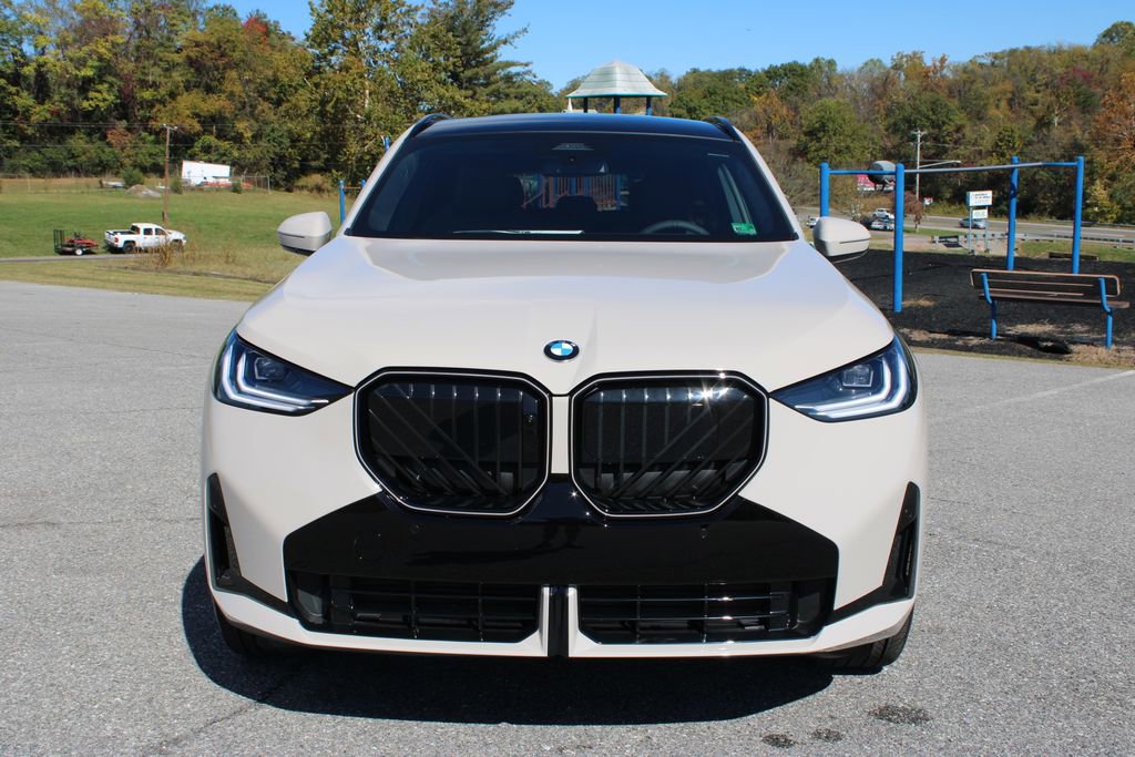 New 2026 BMW X3 xDrive30 w/ Premium Package image 3