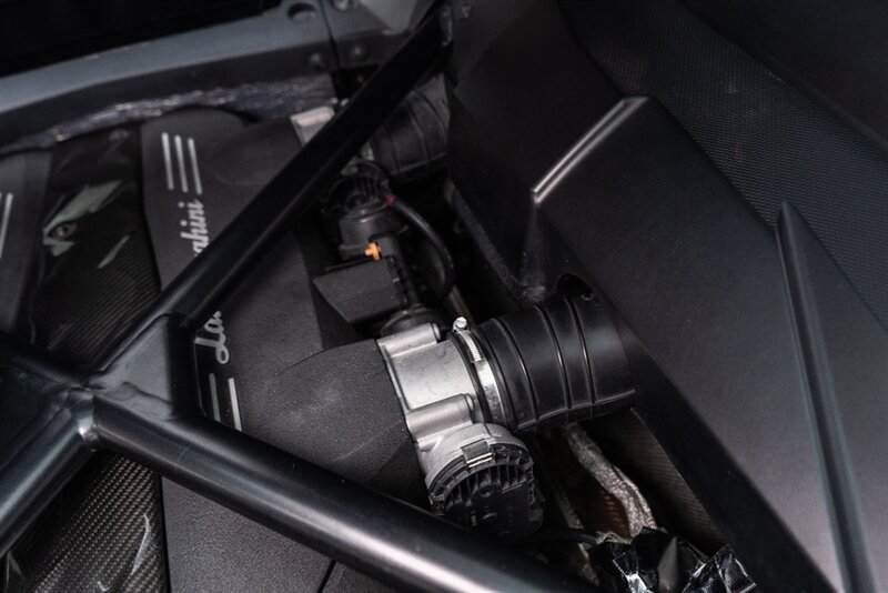 Used 2013 Lamborghini Aventador LP 700-4 AWD/4WD image 82