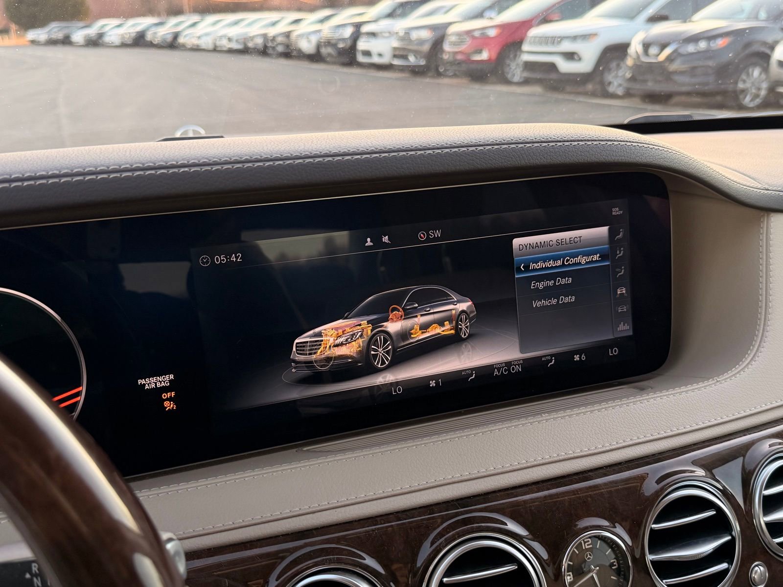 Used 2018 Mercedes-Benz S 560 4MATIC Sedan image 35