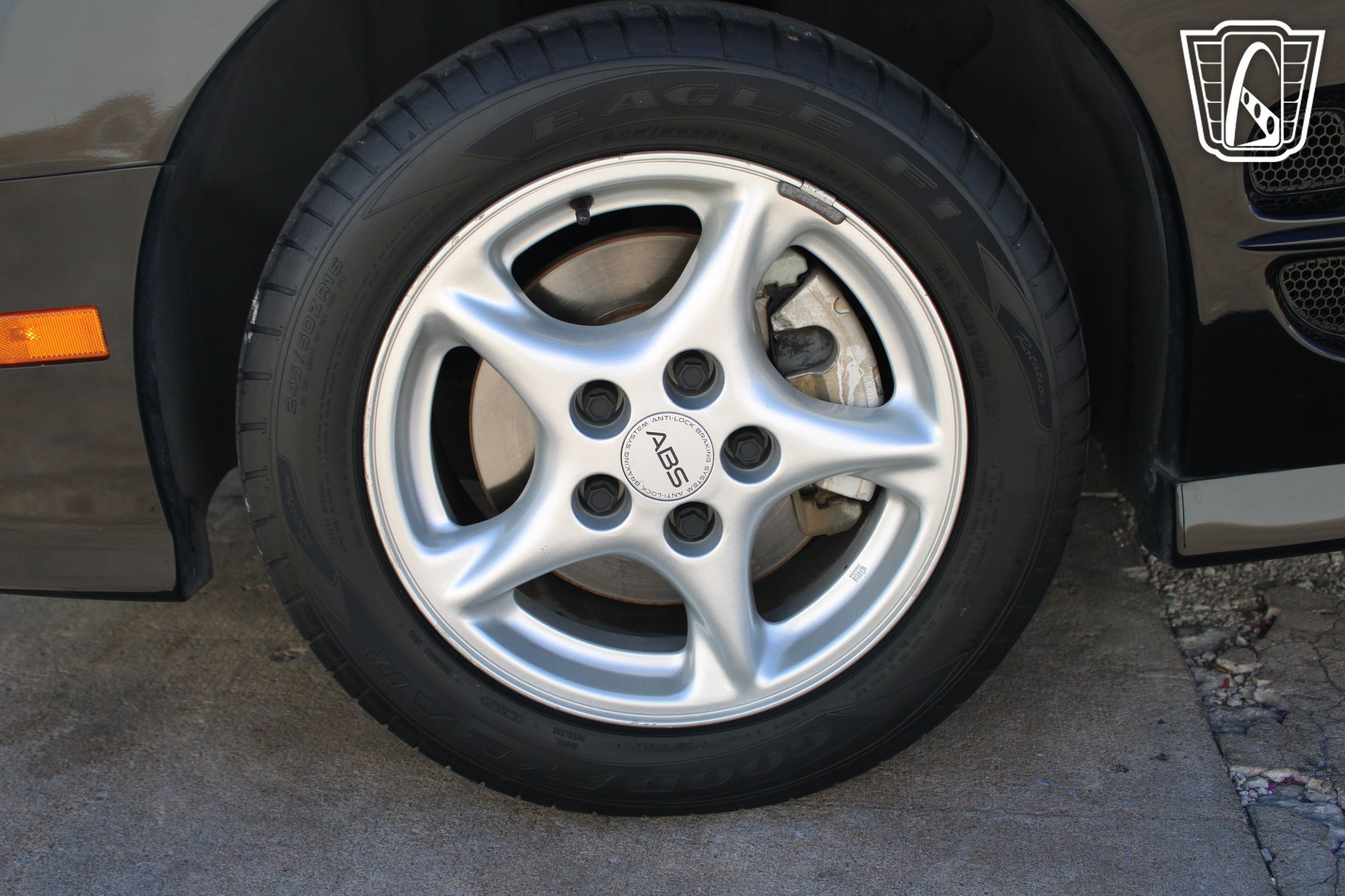 Used 1999 Pontiac Firebird Formula w/ Security Pkg RWD image 9
