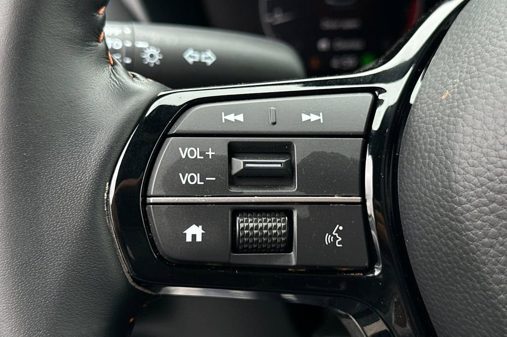Certified 2026 Honda HR-V Sport image 27