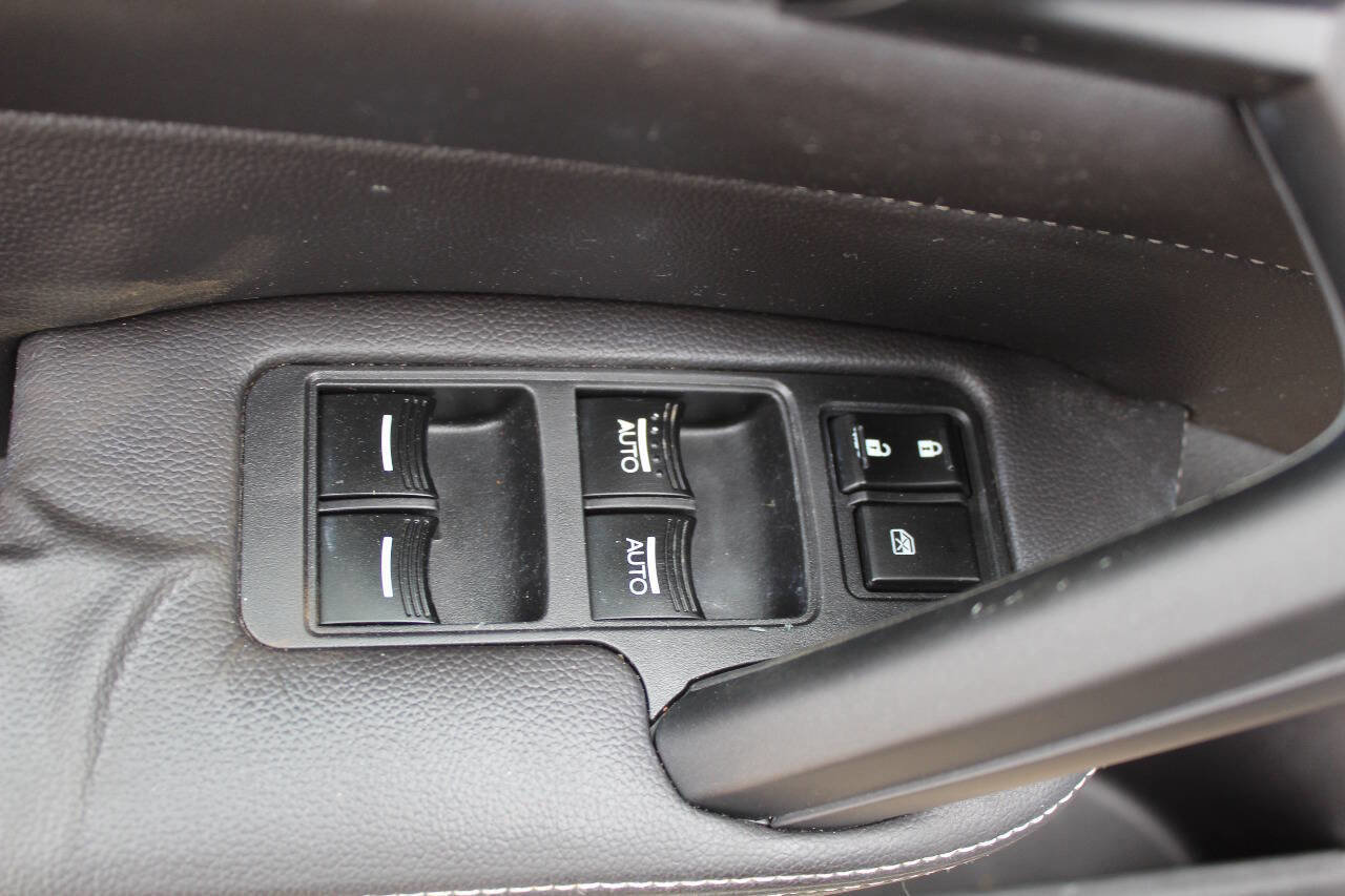 Used 2010 Acura TL SH-AWD image 16