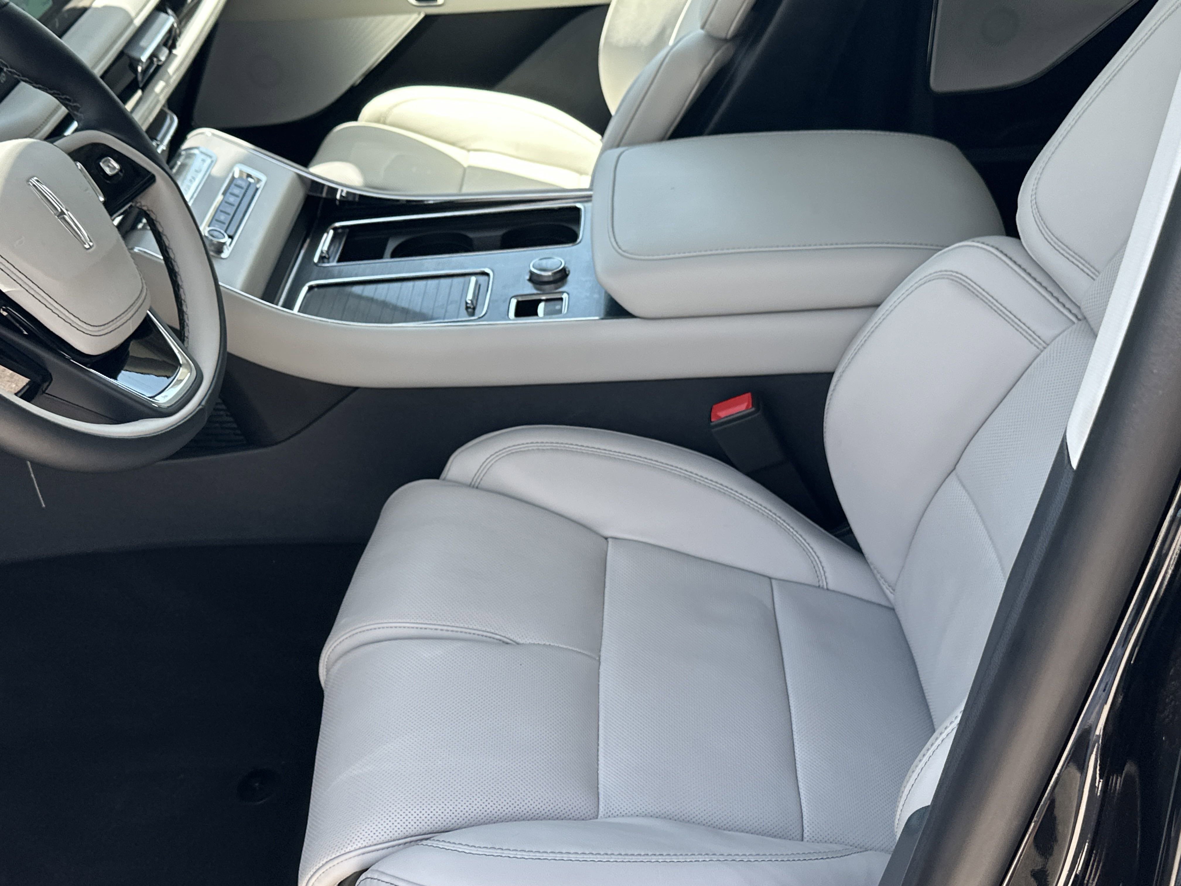 New 2025 Lincoln Aviator Reserve w/ Equipment Group 201A image 16