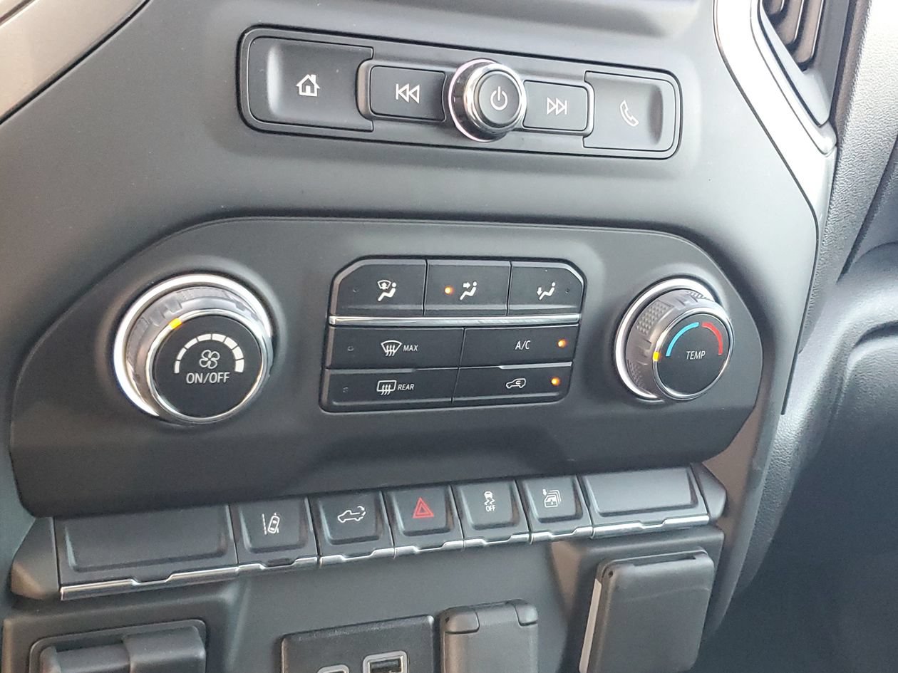 Used 2025 Chevrolet Silverado 2500 Custom w/ Custom Convenience Package AWD/4WD image 23