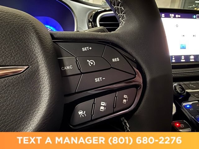 New 2026 Chrysler Pacifica Limited w/ S Appearance Package FWD image 15