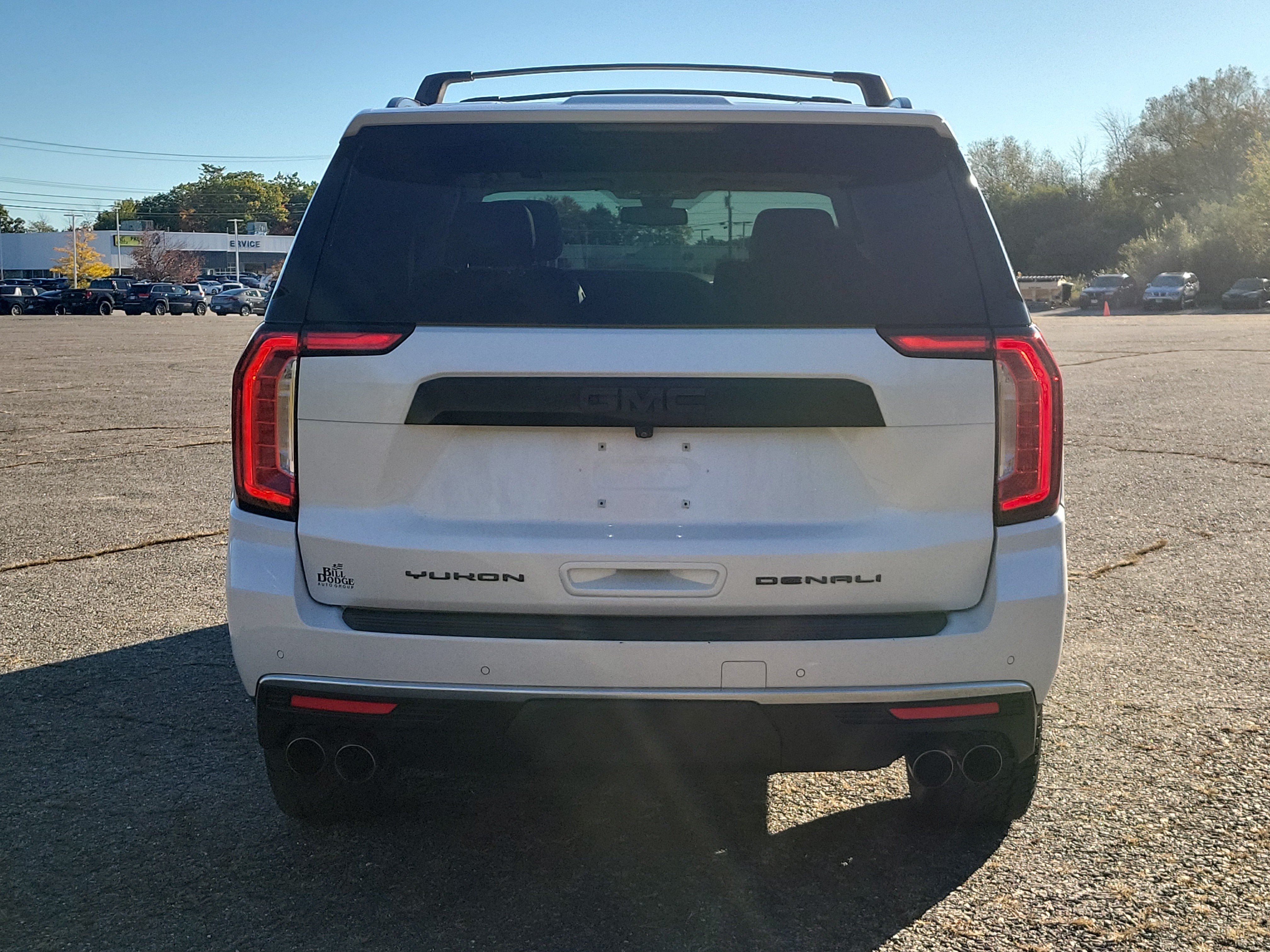 Used 2022 GMC Yukon Denali AWD/4WD image 6