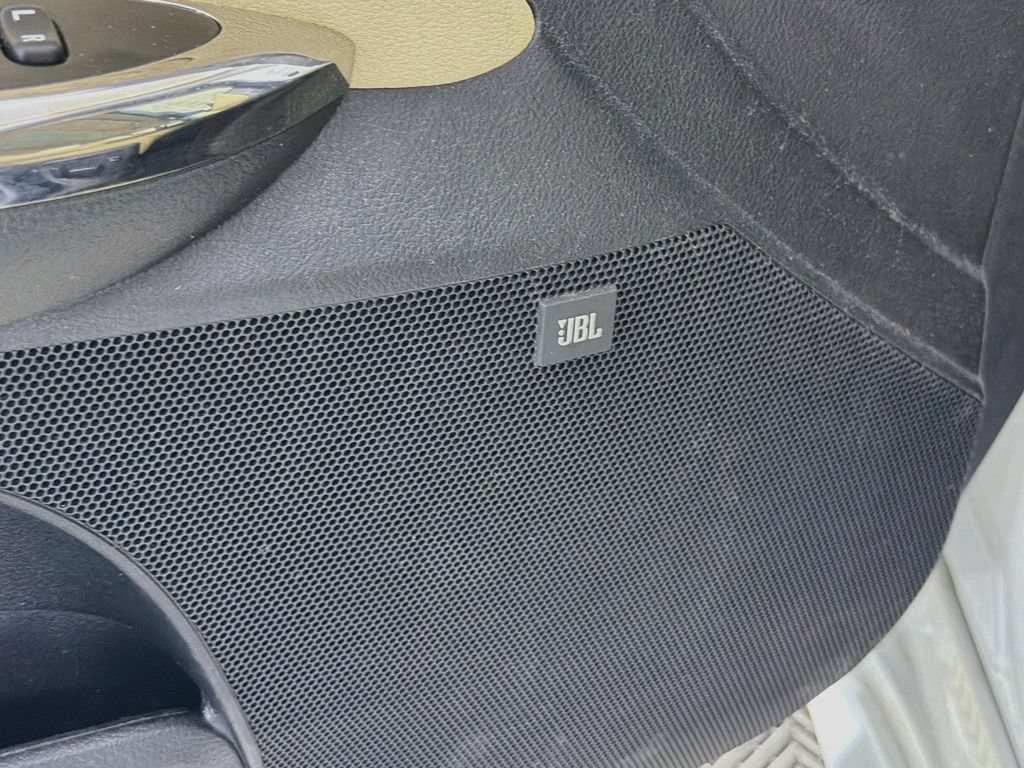 Used 2018 Toyota Avalon Limited w/ Carpet Mat Package FWD image 21