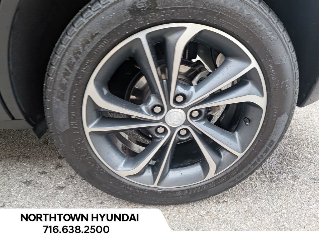 Used 2021 Buick Encore GX Select image 39