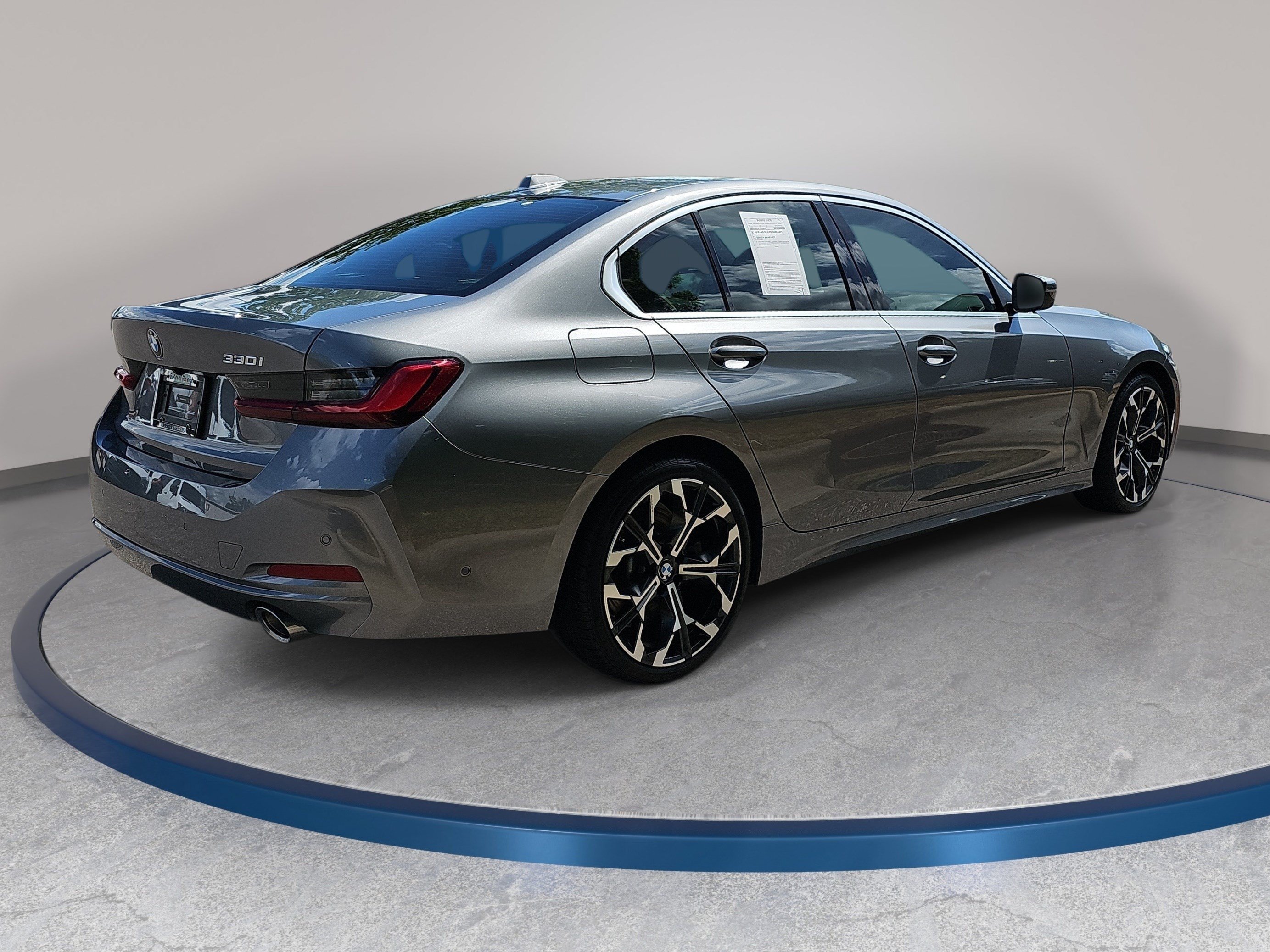 Certified 2025 BMW 330i Sedan w/ Premium Package RWD image 6