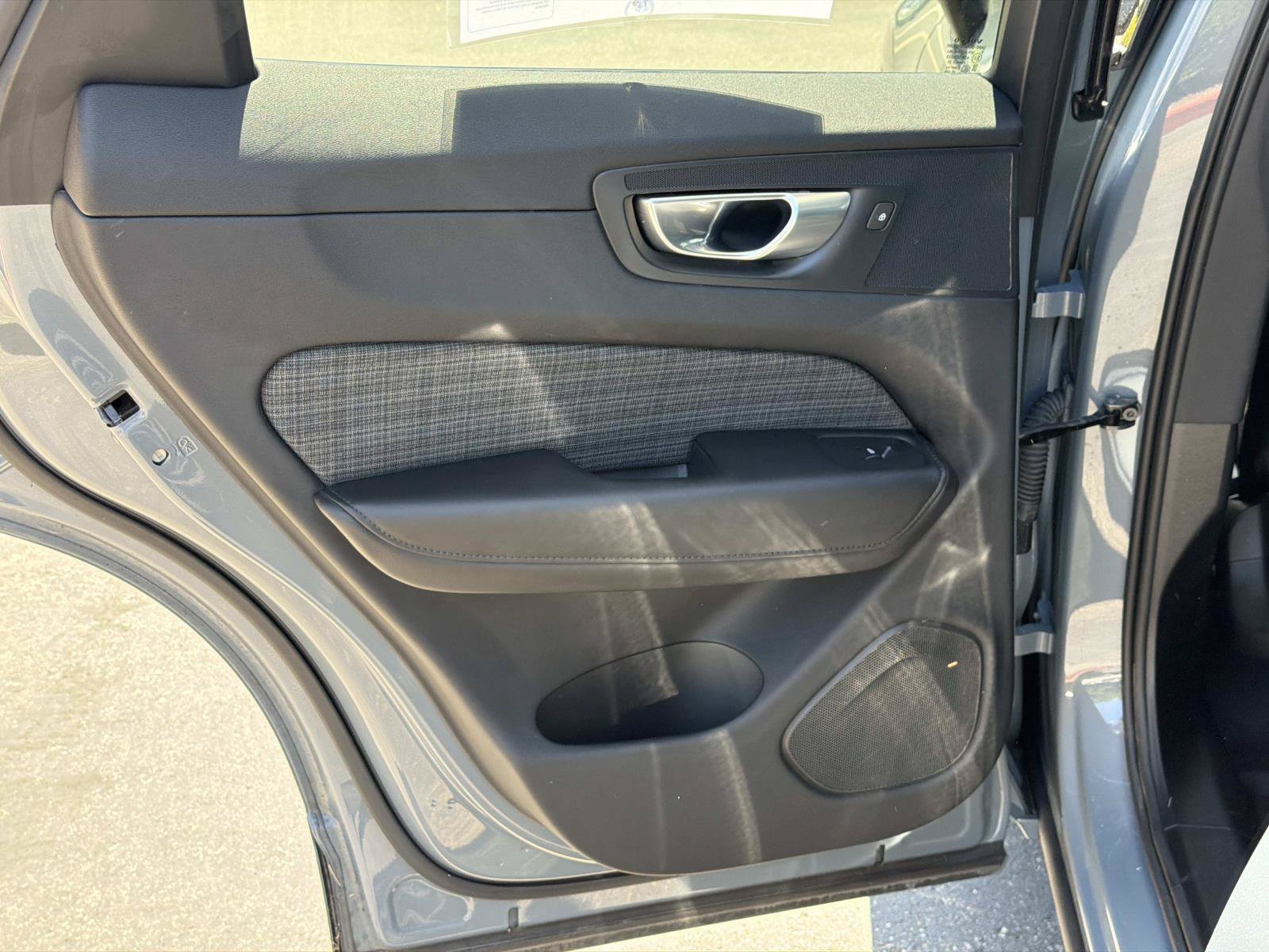Certified 2024 Volvo XC60 B5 Core w/ Protection Package Premier AWD/4WD image 20