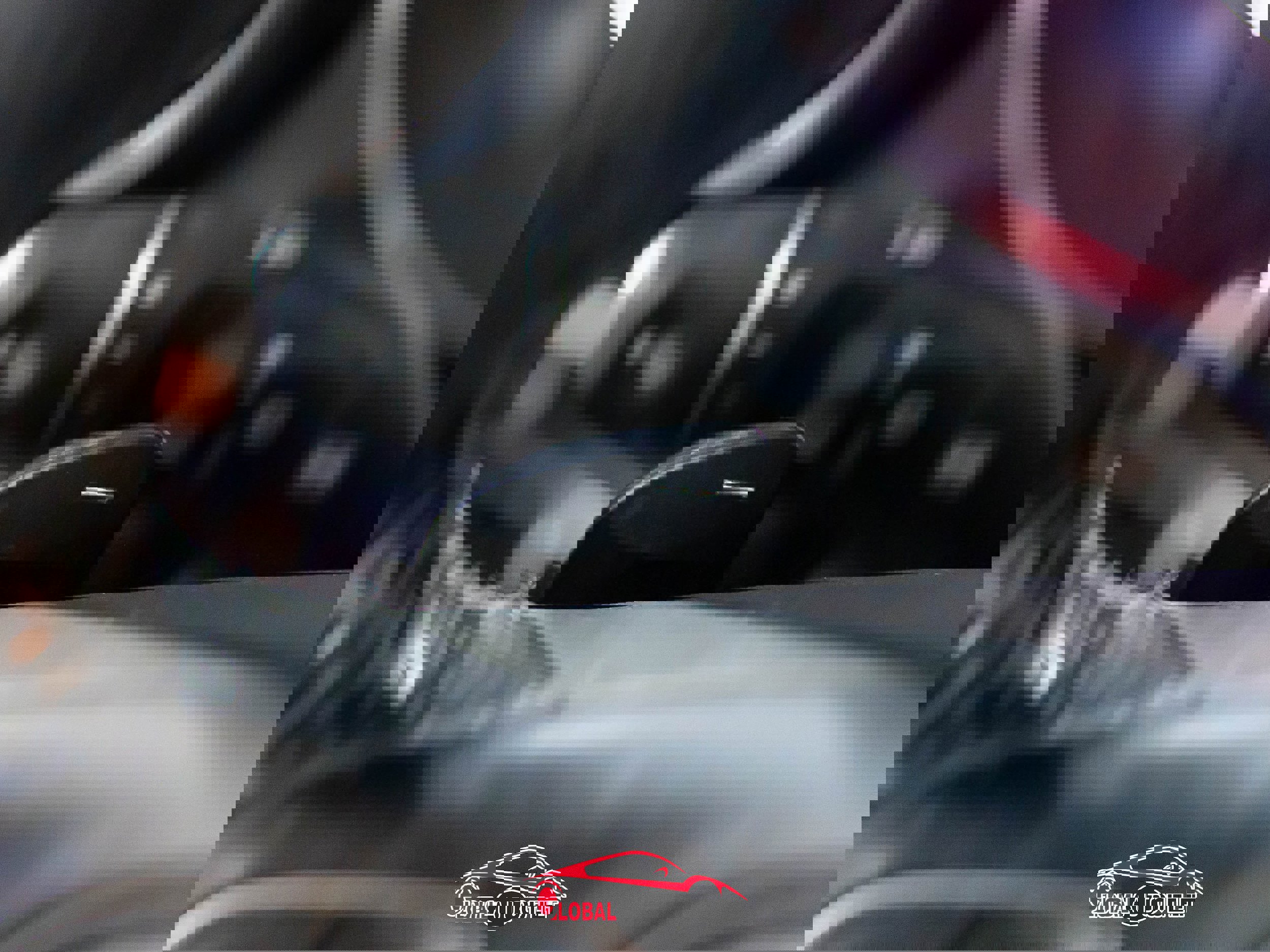 Used 2018 Mercedes-Benz GLC 300 4MATIC w/ Multimedia Package image 28