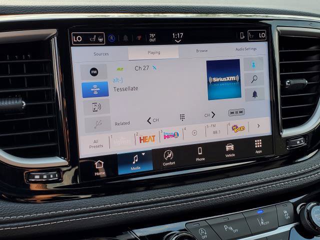 Used 2027 Chrysler Pacifica Select AWD/4WD image 13