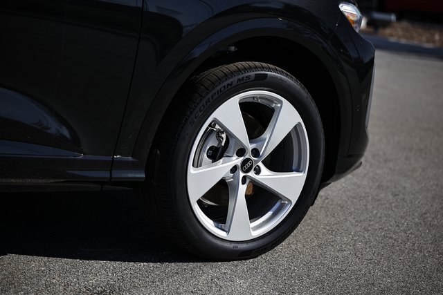 New 2025 Audi Q5 Premium Plus image 5