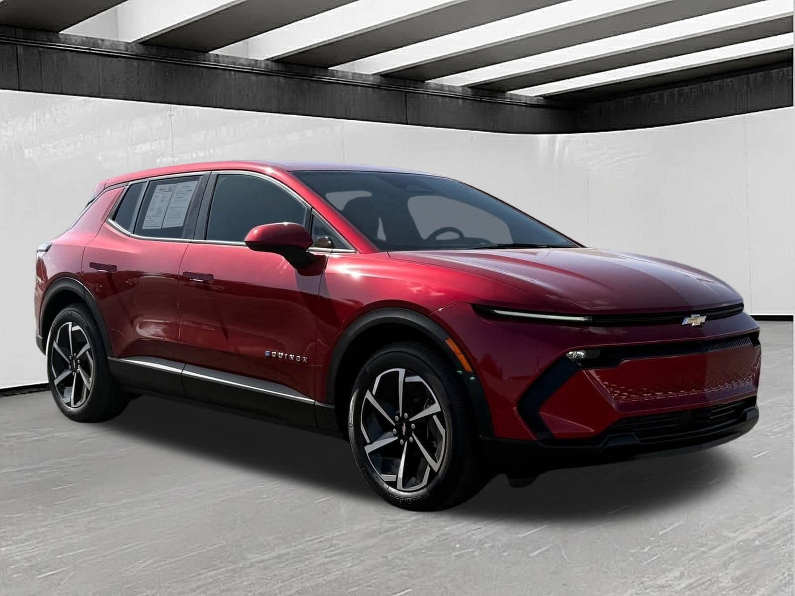 Certified 2026 Chevrolet Equinox EV LT FWD image 7