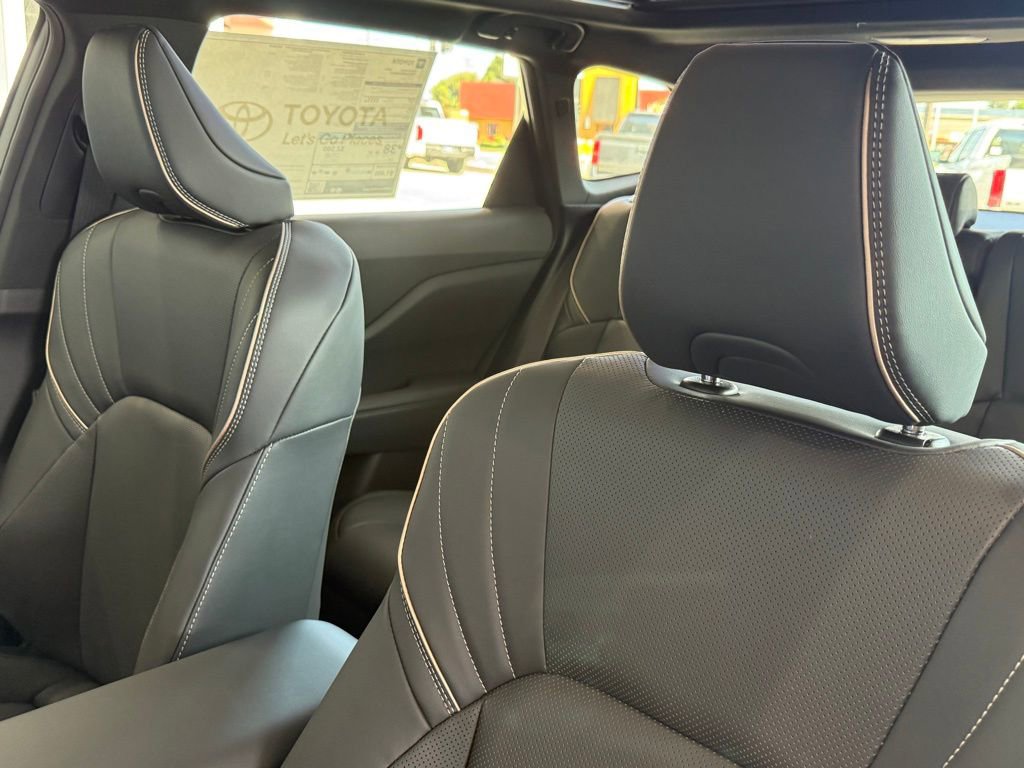 New 2025 Toyota Crown Signia image 19