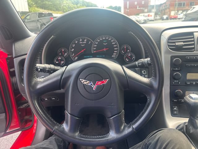 Used 2005 Chevrolet Corvette Coupe w/ Preferred Equipment Group RWD image 15