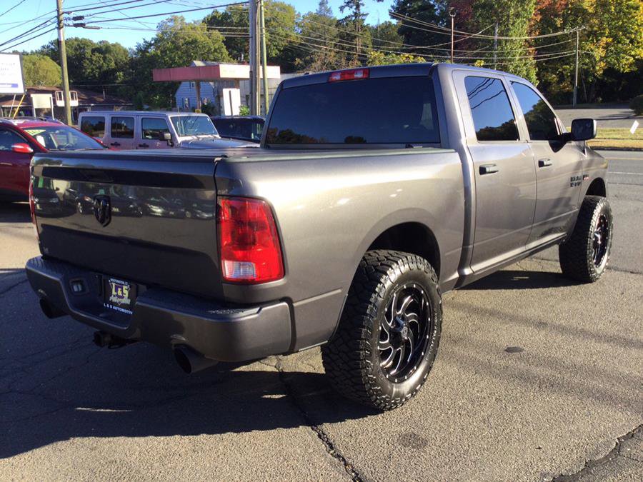 Used 2017 RAM 1500 Express w/ Express Value Package image 5