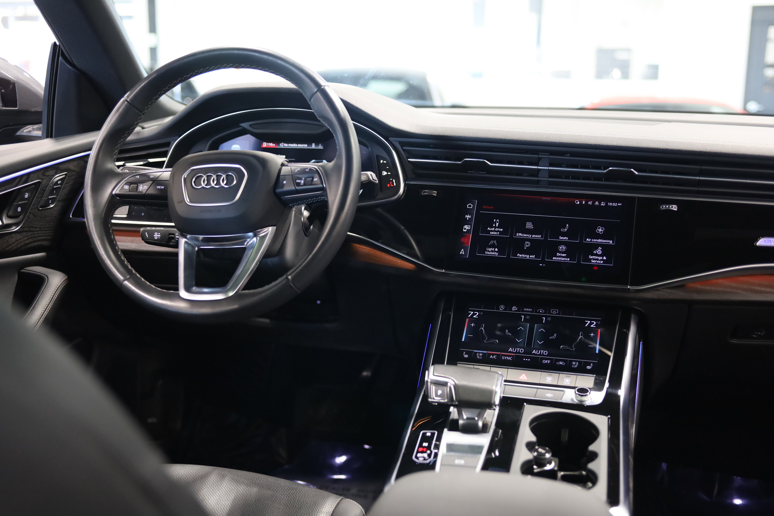 Used 2023 Audi Q8 Premium Plus w/ Premium Plus Package AWD/4WD image 32