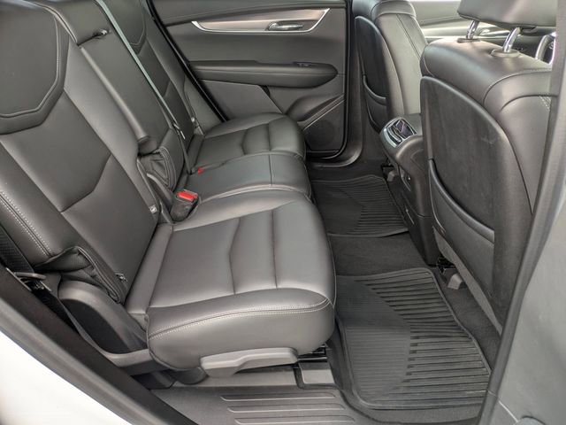 Used 2023 Cadillac XT6 Luxury image 39