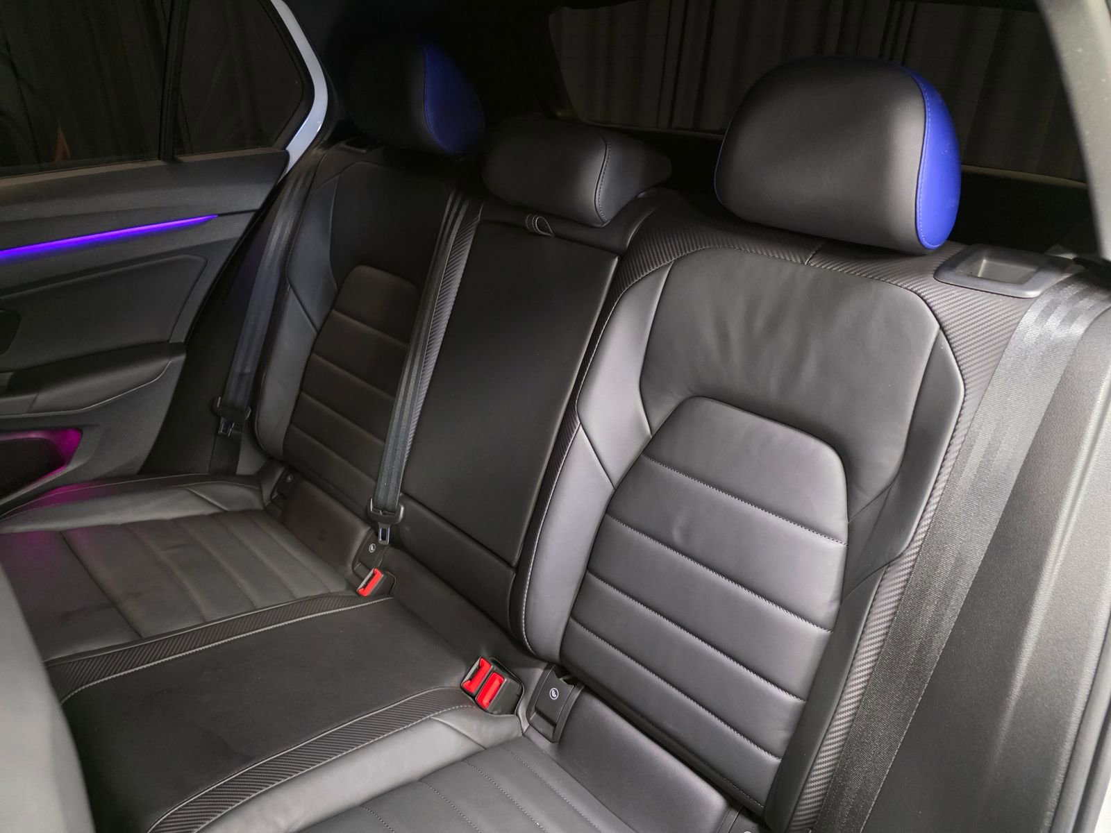 Used 2022 Volkswagen Golf R image 29