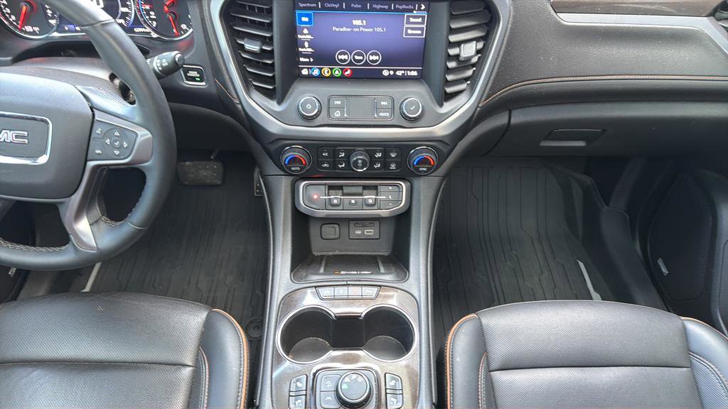 Used 2023 GMC Acadia AT4 w/ Technology Package image 8