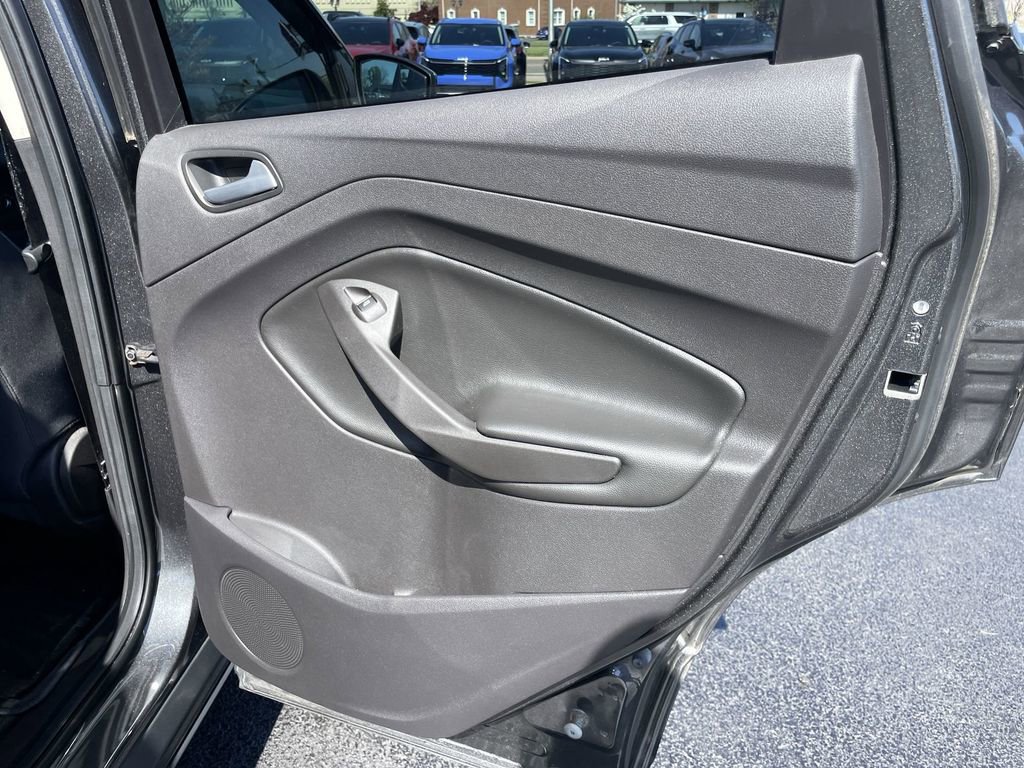Used 2015 Ford Escape SE image 22