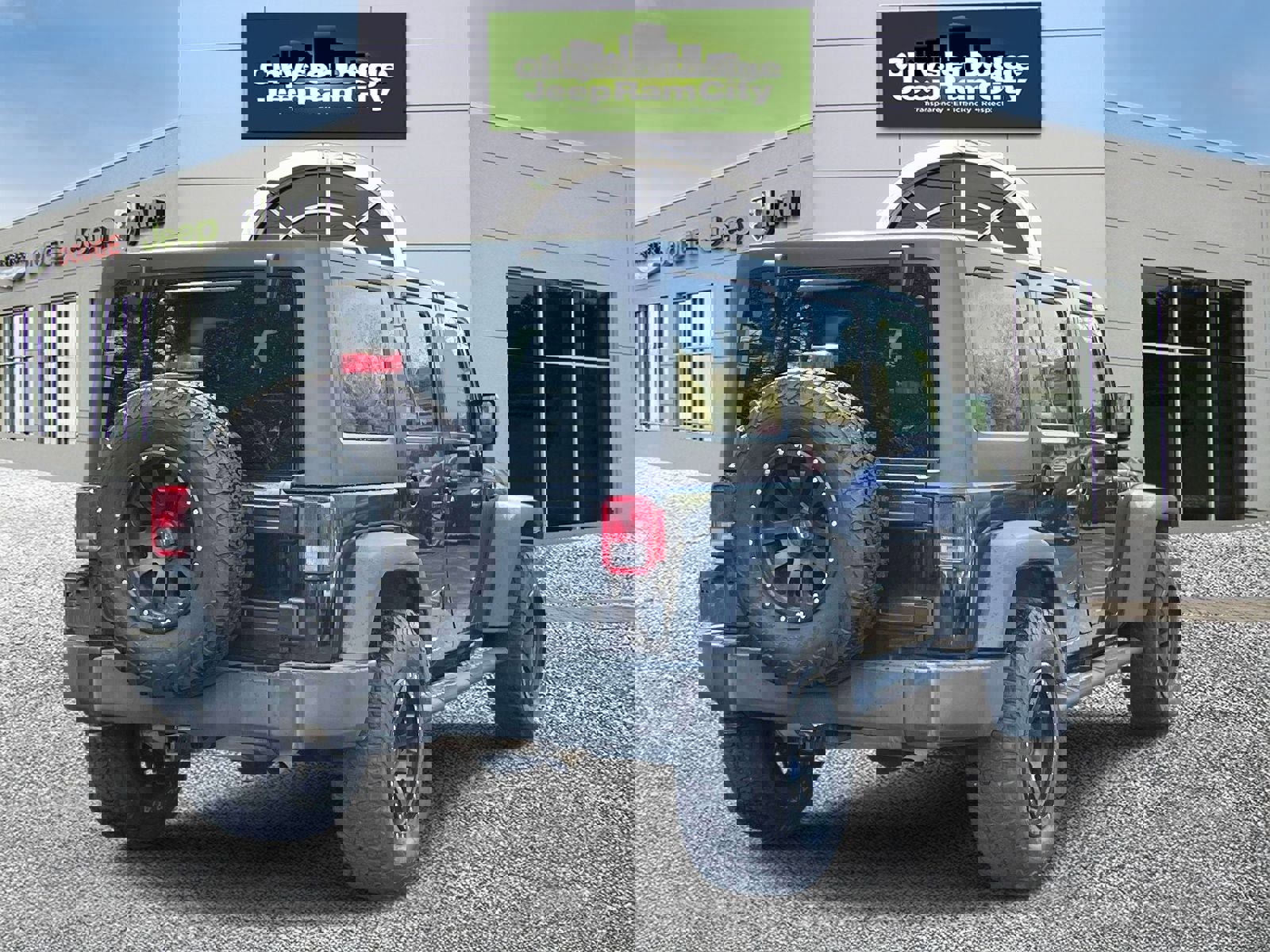 Used 2017 Jeep Wrangler Unlimited Sport w/ Quick Order Package 24S AWD/4WD image 6