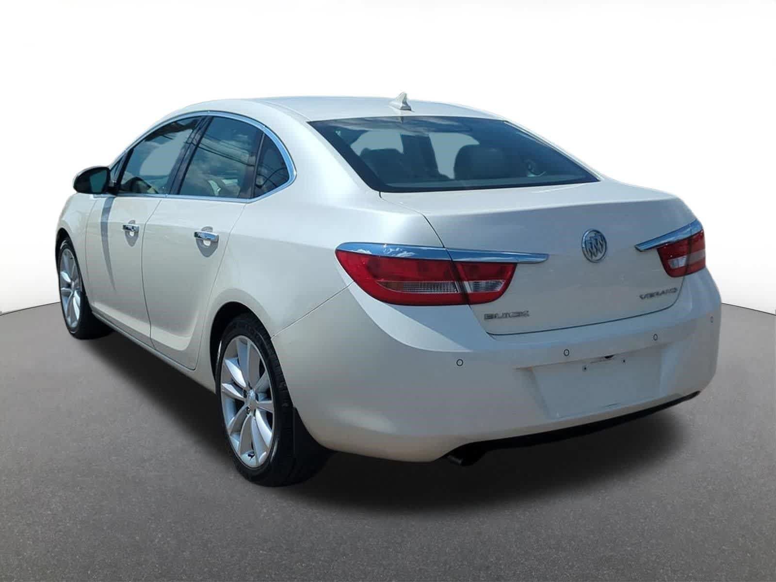 Used 2013 Buick Verano Leather FWD image 4
