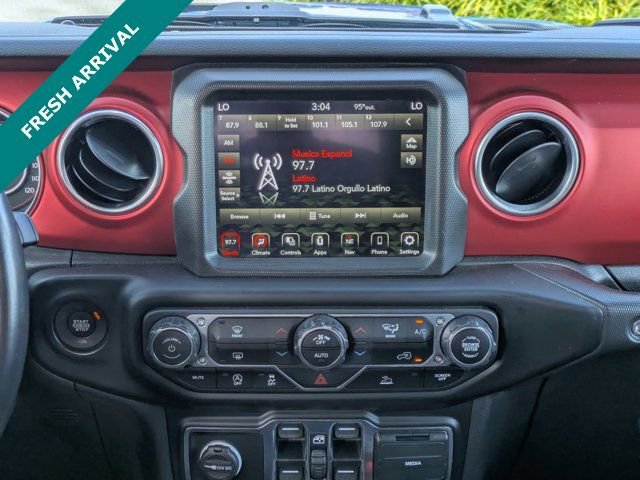 Used 2022 Jeep Wrangler Unlimited Rubicon AWD/4WD image 17