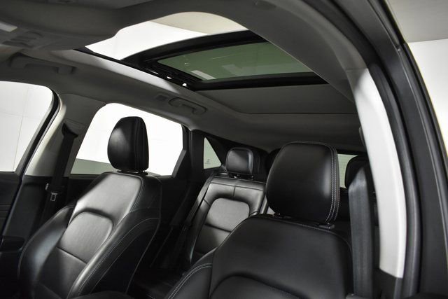 Used 2021 Ford Escape SEL w/ Technology Package image 40
