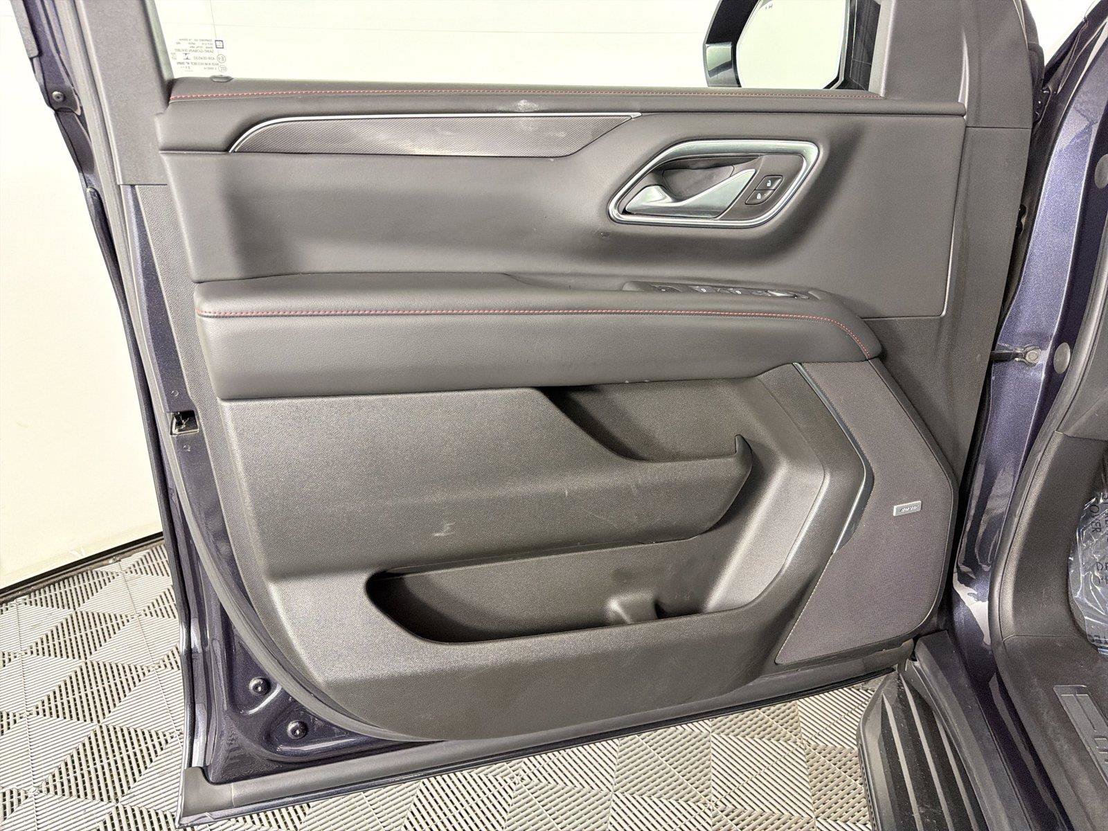 Certified 2022 Chevrolet Tahoe RST w/ Luxury Package RWD image 8